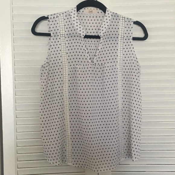 E M Sleeveless White & Black Patterned Top - Picture 1 of 5